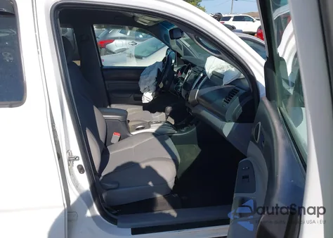 2013 Toyota Tacoma Double Cab from USA, damaged, VIN 3TMLU4EN1DM111396